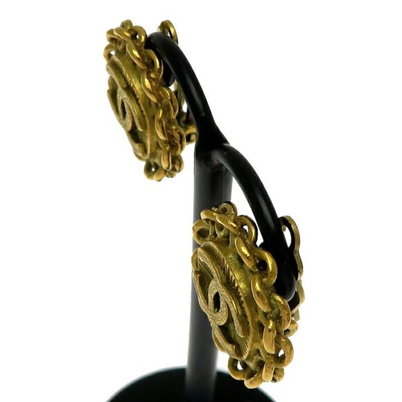 CHANEL Authentic Gold Earrings - Picture 2 of 6